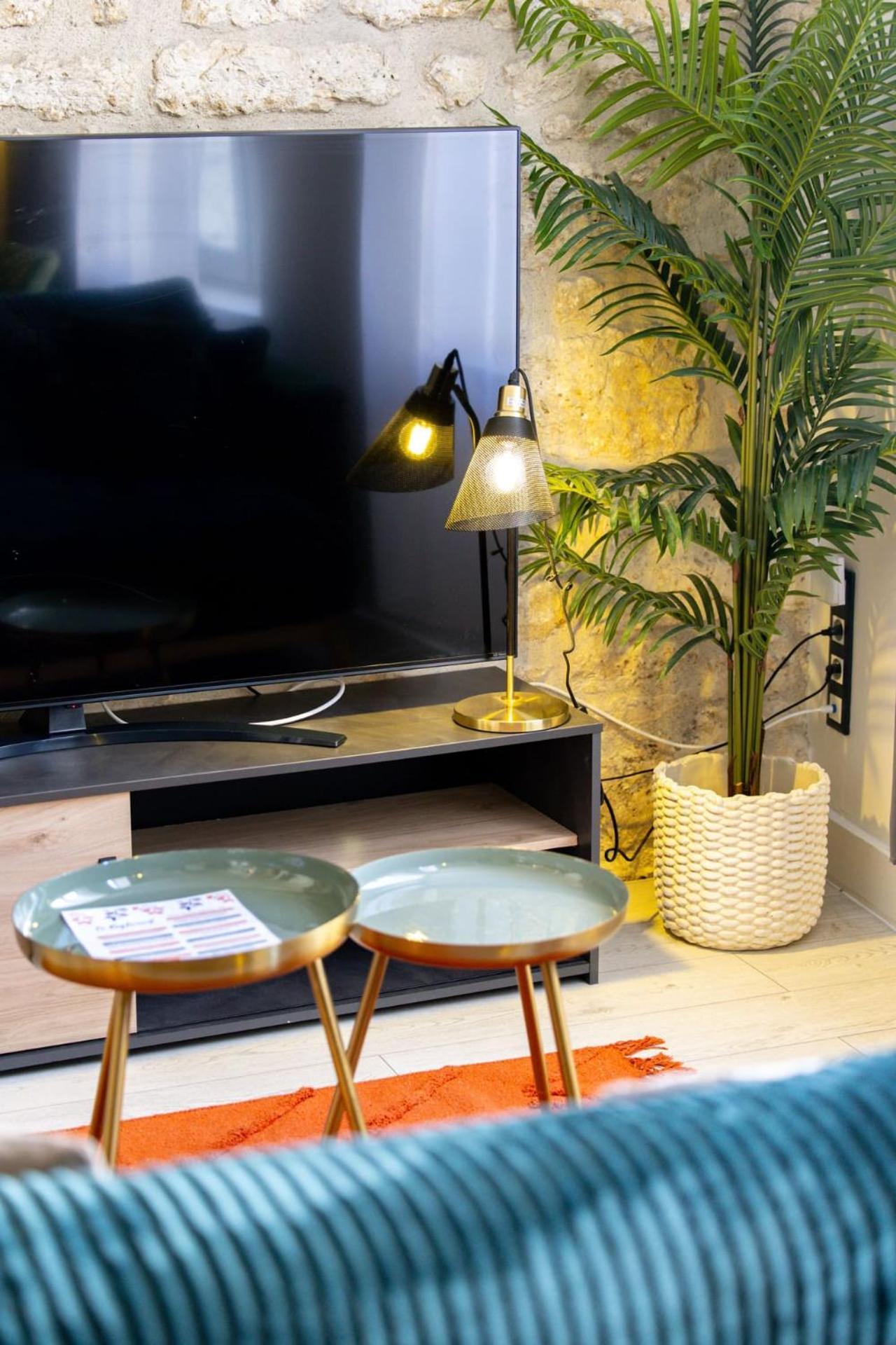 Le Lucien Eco-Appart'Hotel - Angouleme - Centre - Wifi - Parking Prive - Classe 4 Etoiles Exteriér fotografie